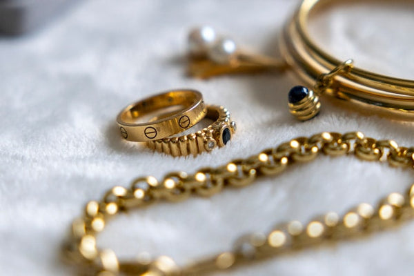 Does Brass Jewelry Tarnish?Who Enjoys Patina—and Who May Not