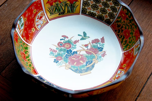 Arita vs Hasami: Which Japanese Porcelain Is Better for Everyday Use?