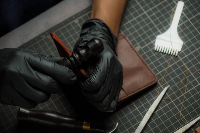 How Repairable Are Japanese Handmade Leather Goods? The Realities of Long-Term Use